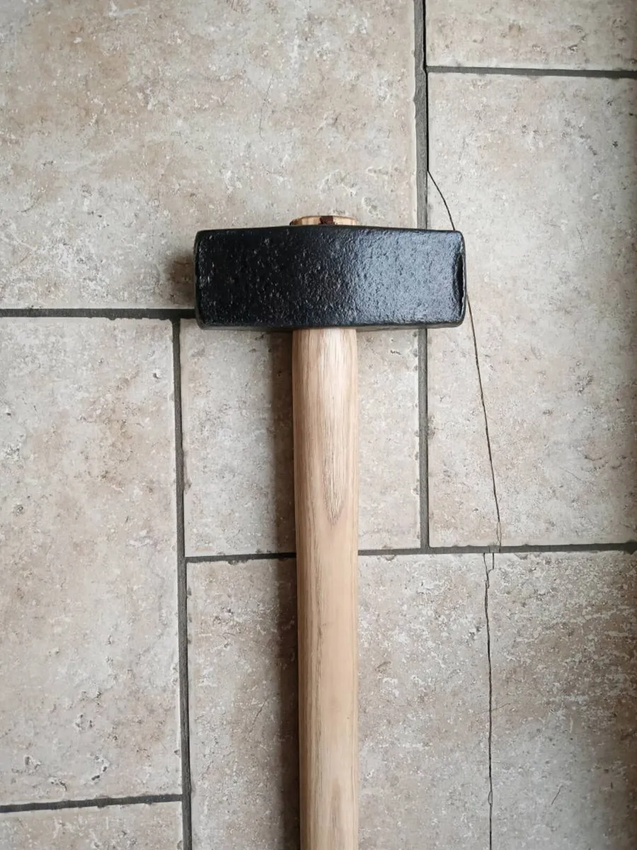 Vintage hand forged sledge hammer - Image 1