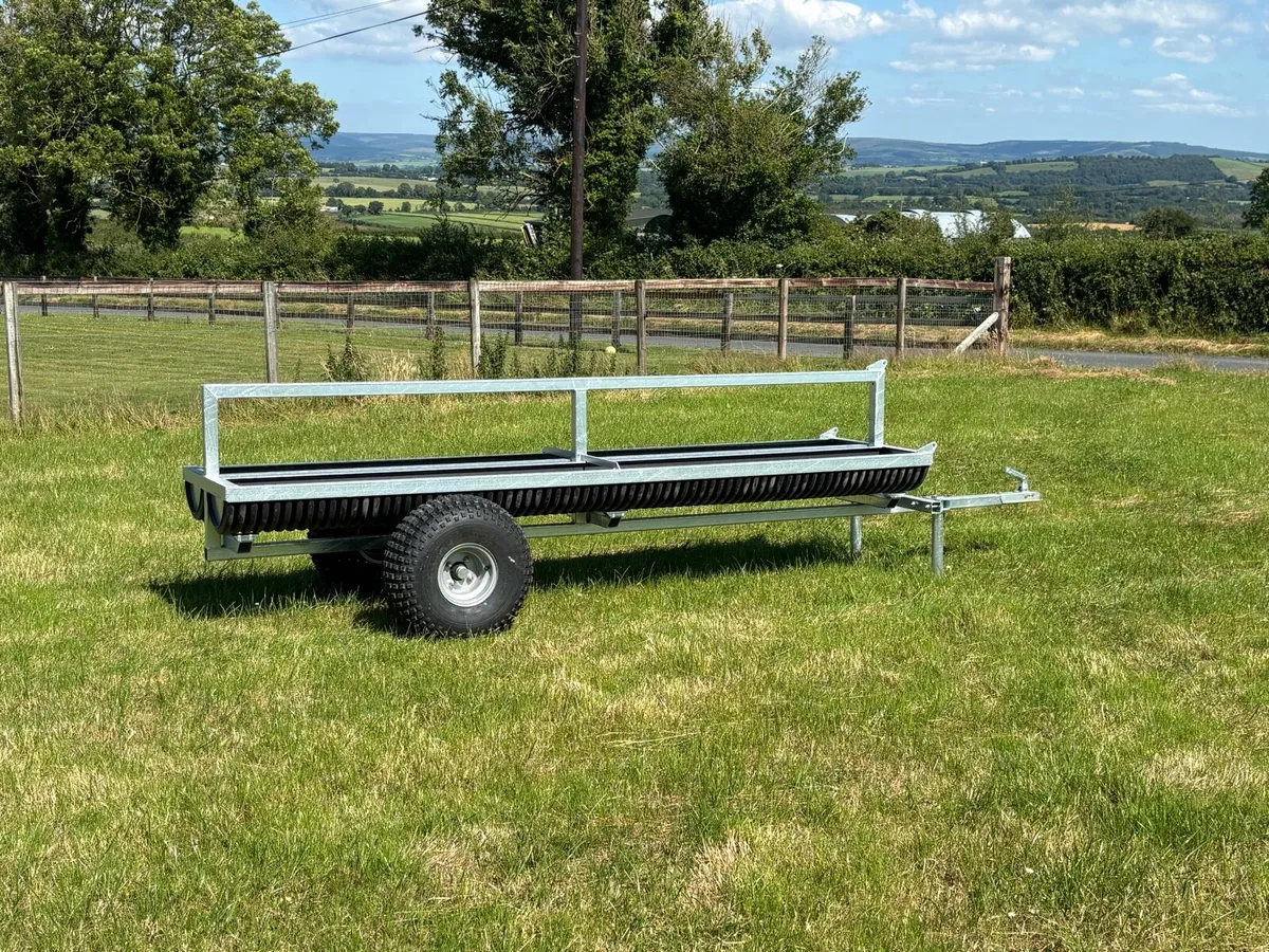 Mobile feed troughs - Image 1