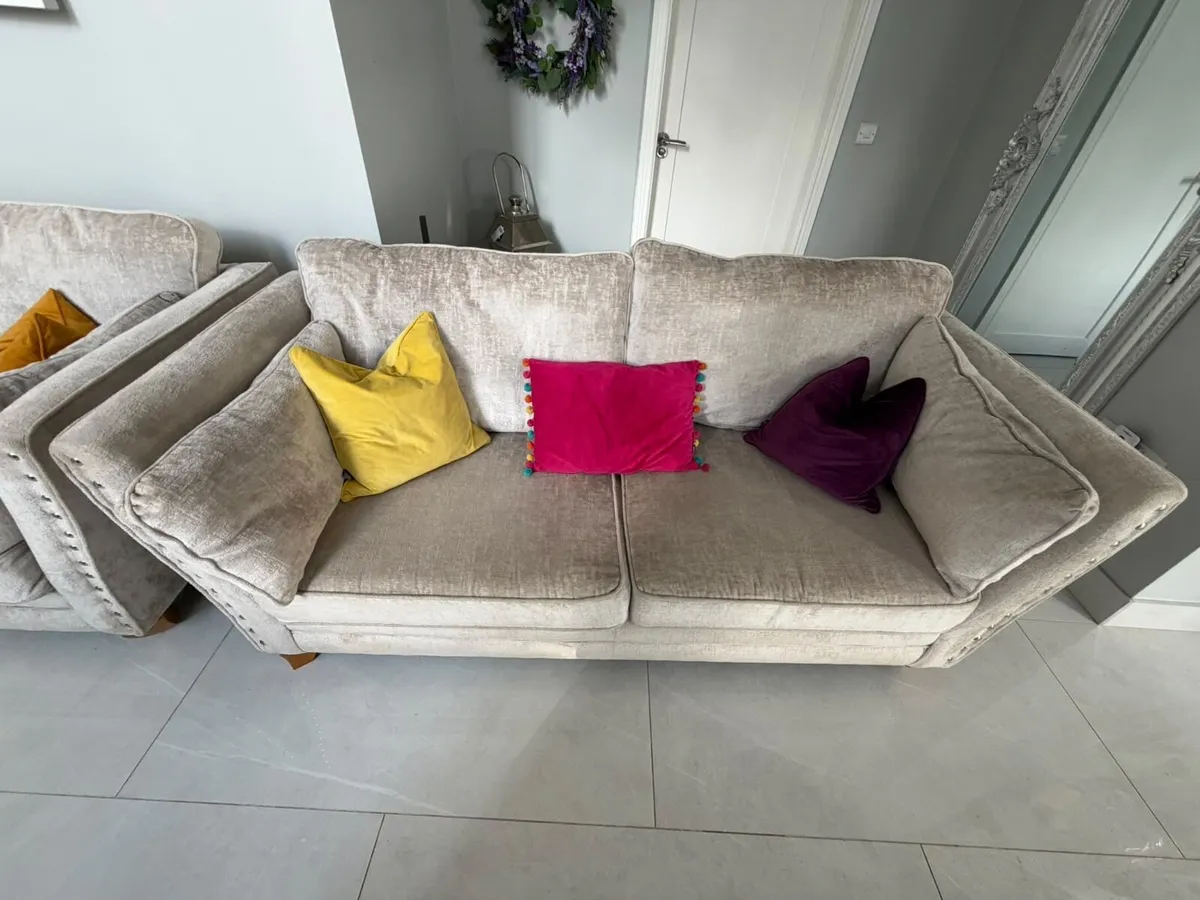 3 + 2 Seater sofa - Image 4