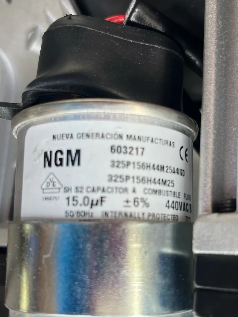 Compressor / Vacuum pump - Image 4
