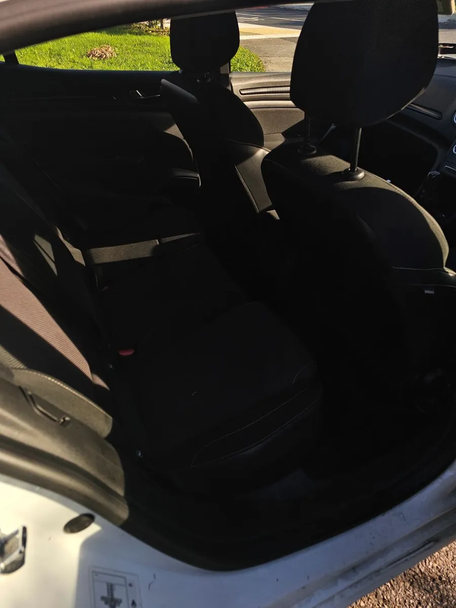 Renault Megan - Image 4