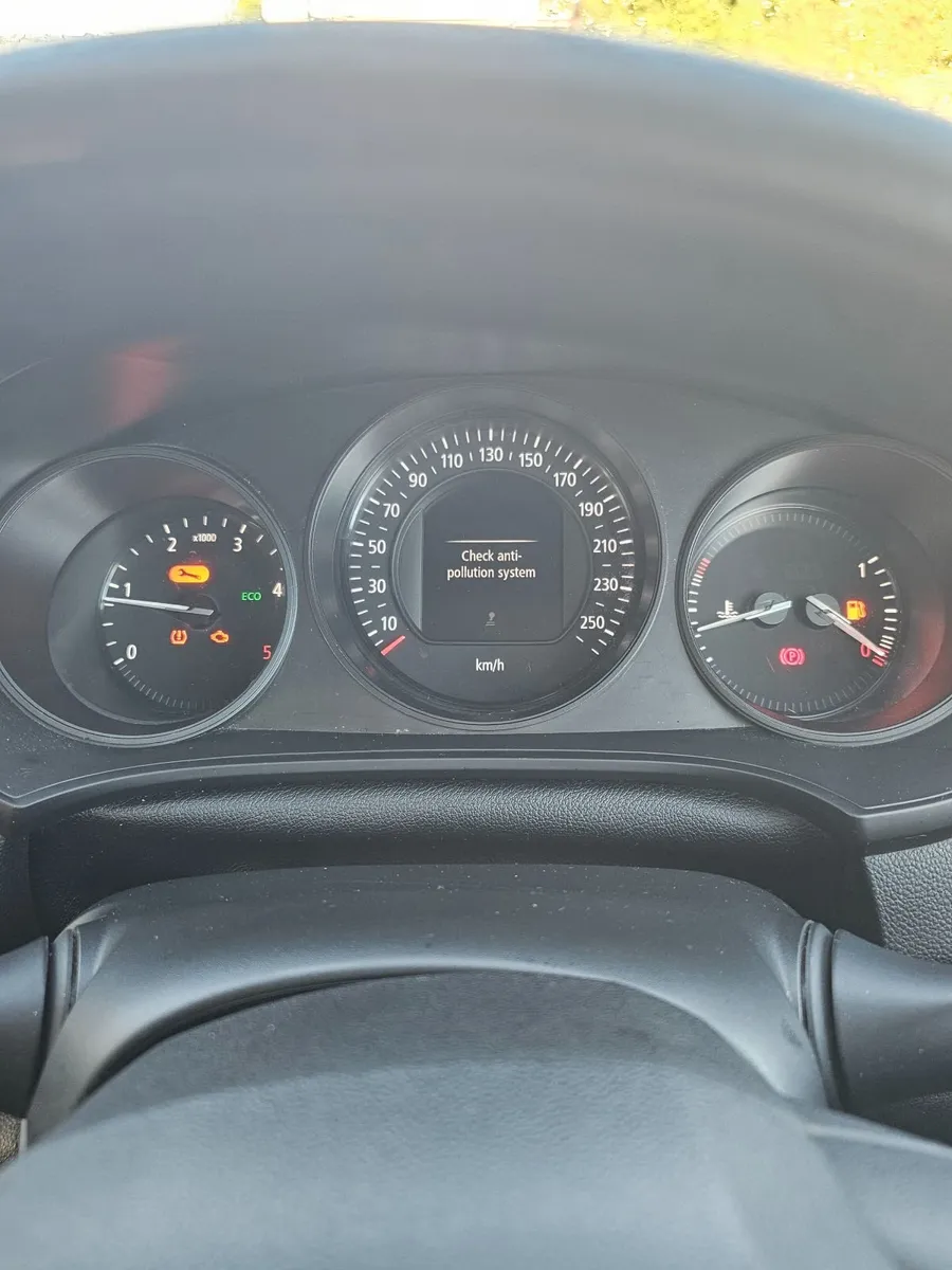 Renault Megan - Image 2