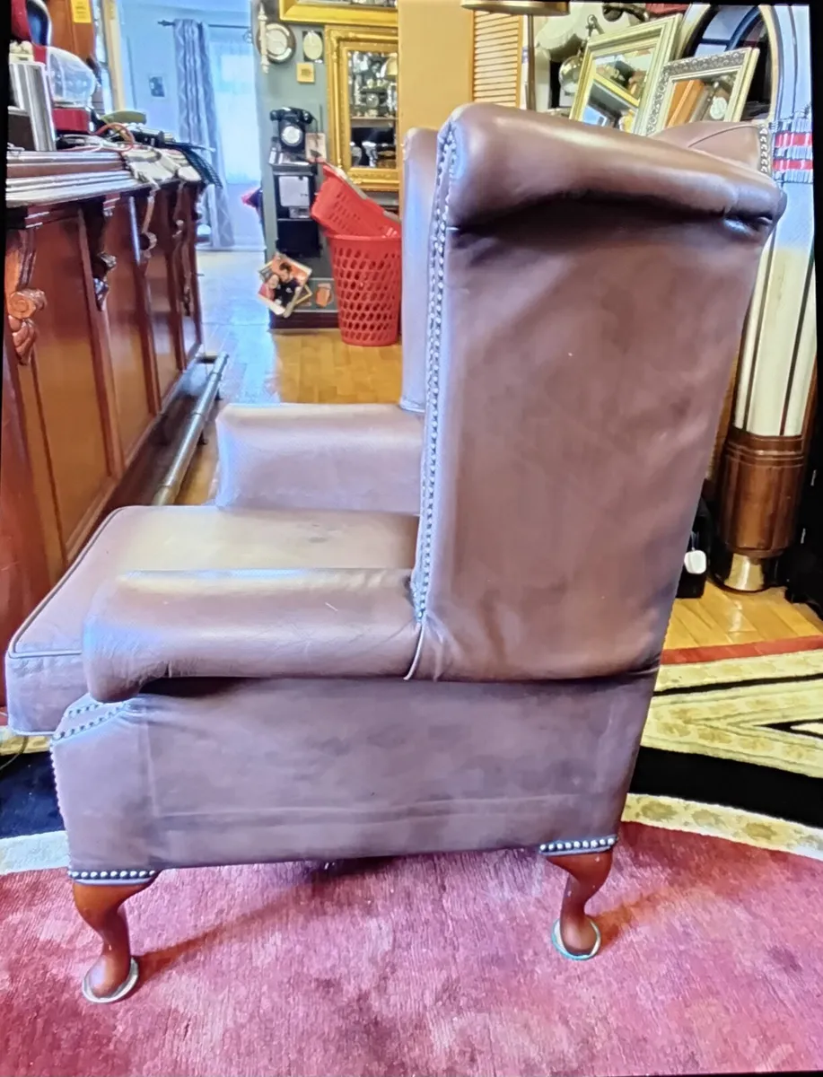 Brown chair - Image 3