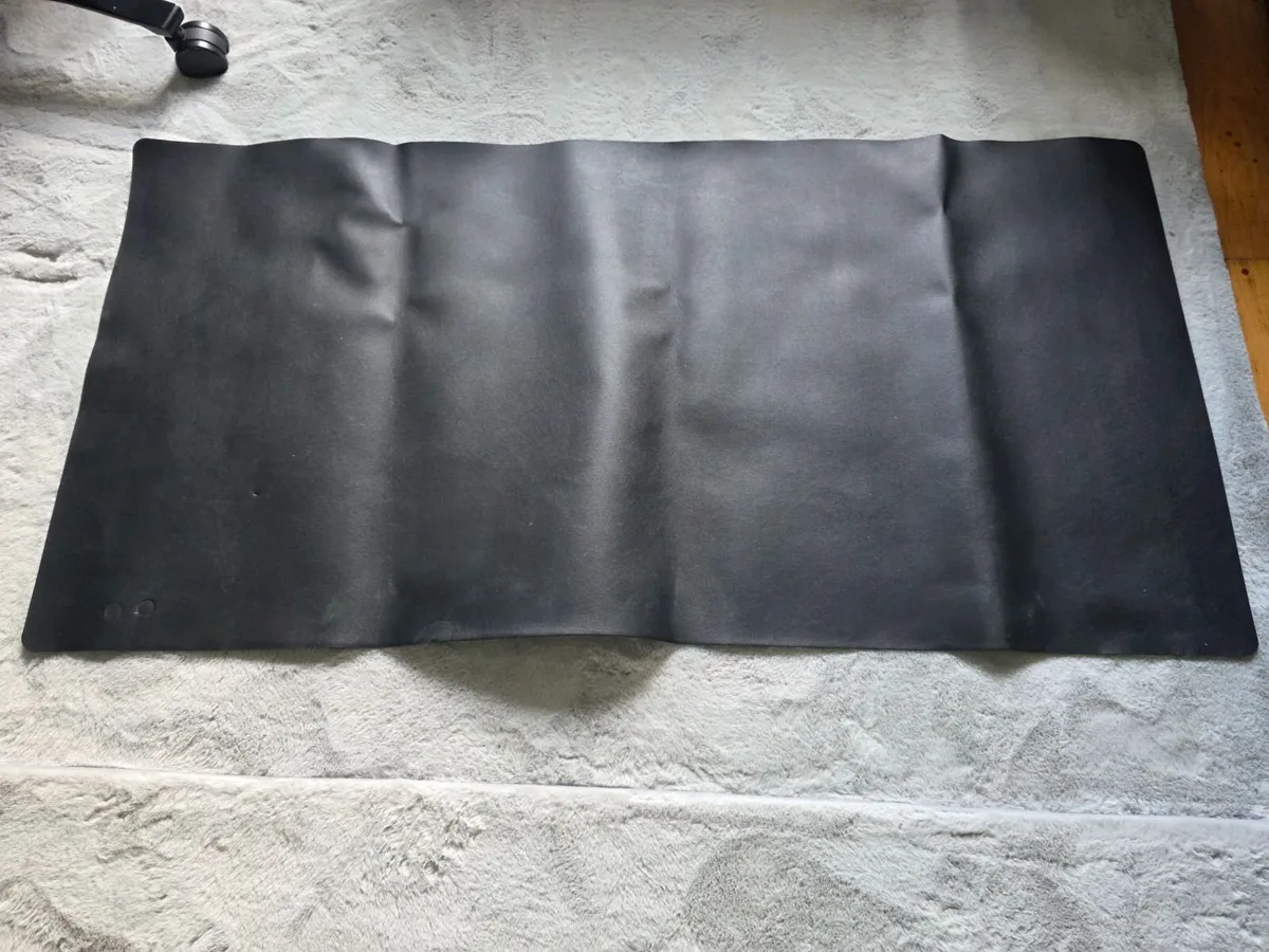 Black Leather-Style Desk Mat 120 × 60 cm