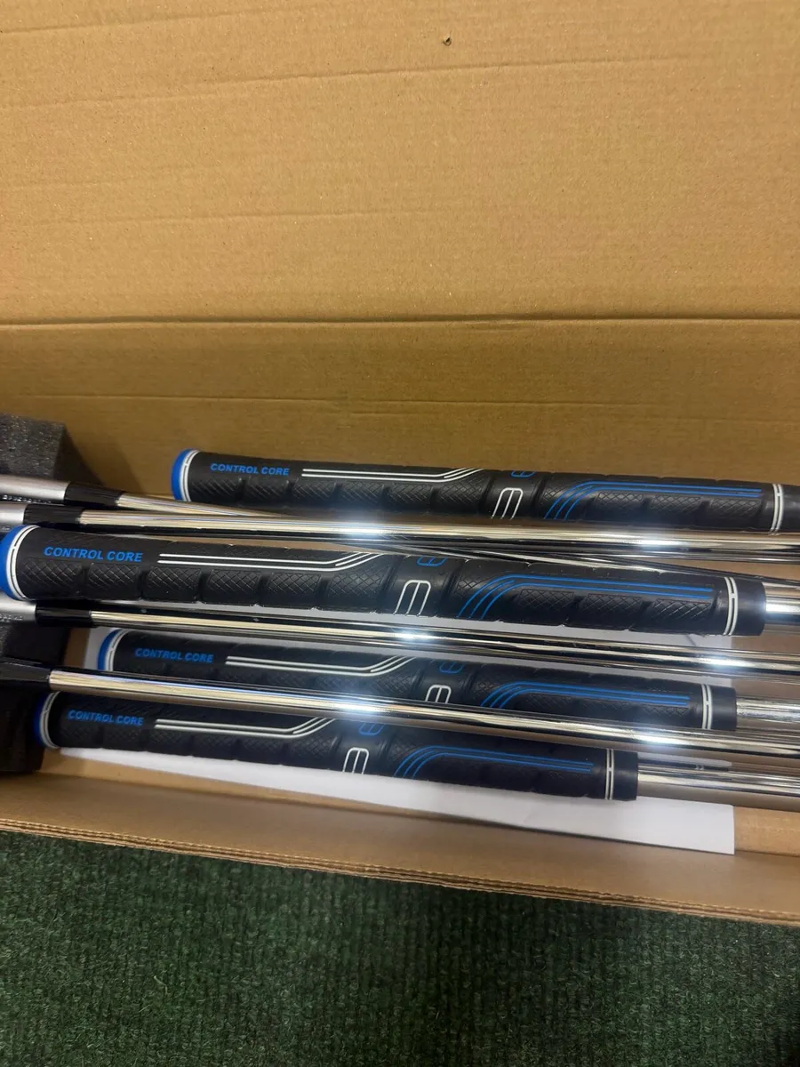 Mizuno S4 irons - Image 1