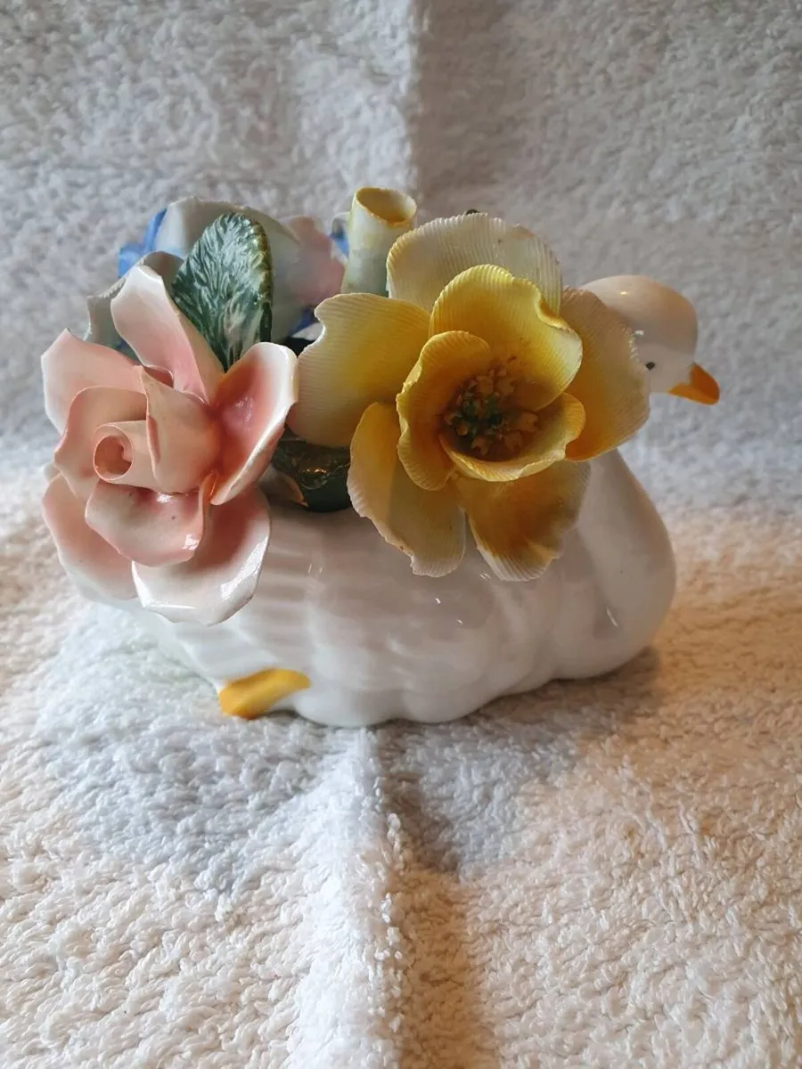 Vintage Staffordshire China Swan with Roses - Image 3