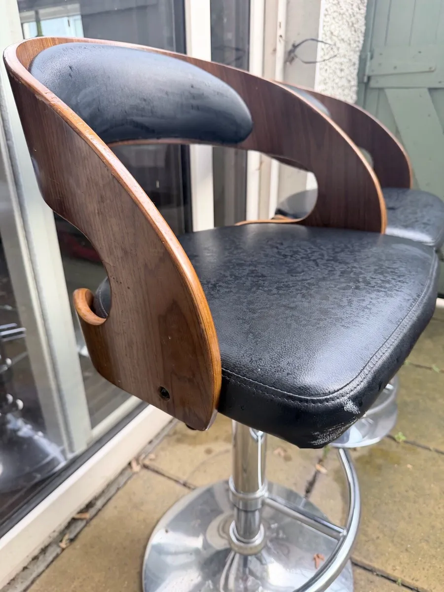 Bar Stool Adjustable Height - Image 4