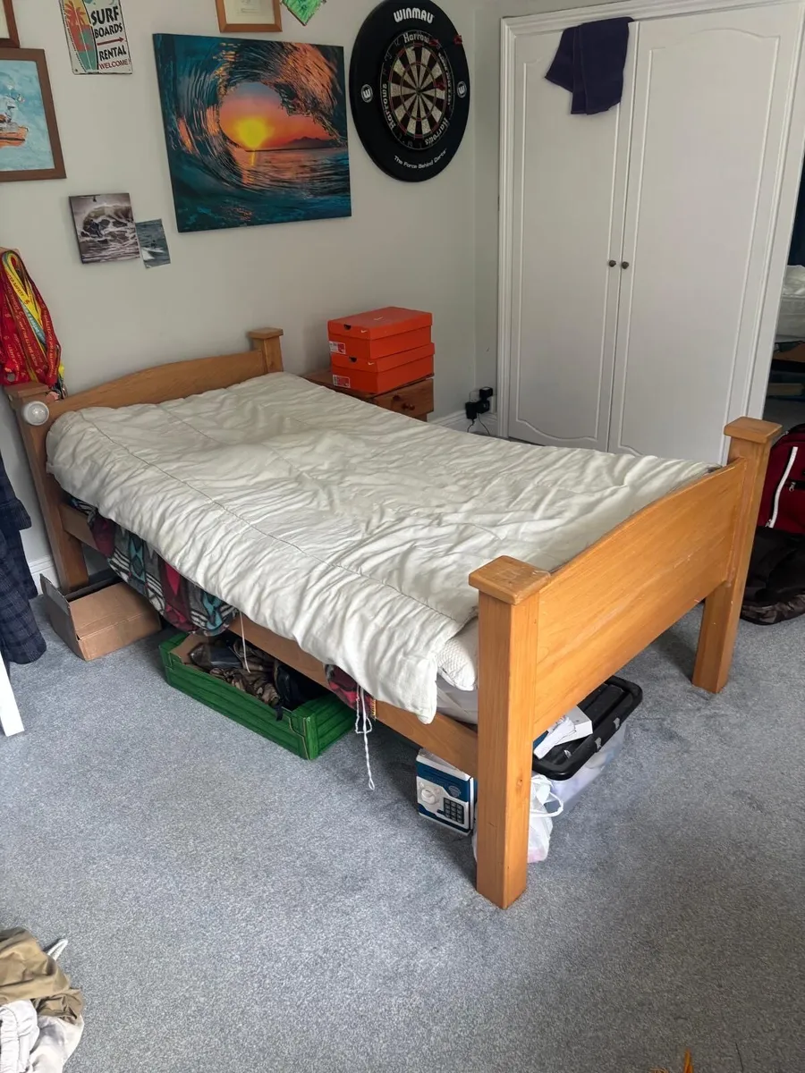 Hand made bed - Image 2