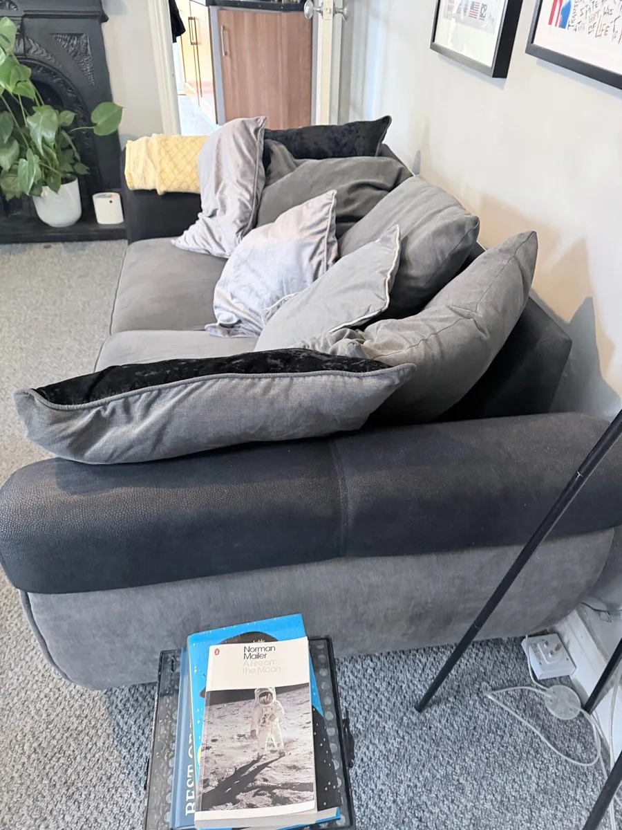 Sofa - Image 2