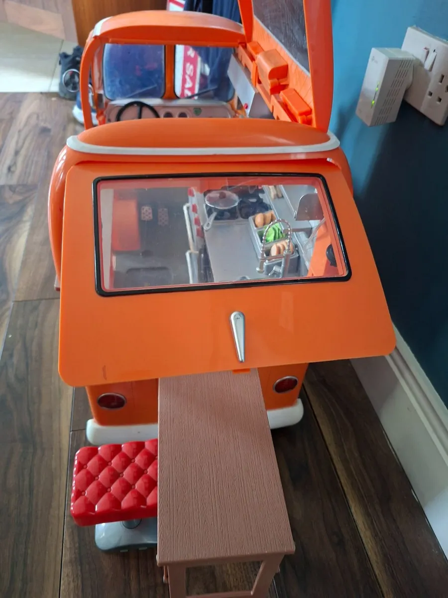 Our generation food truck - Image 2