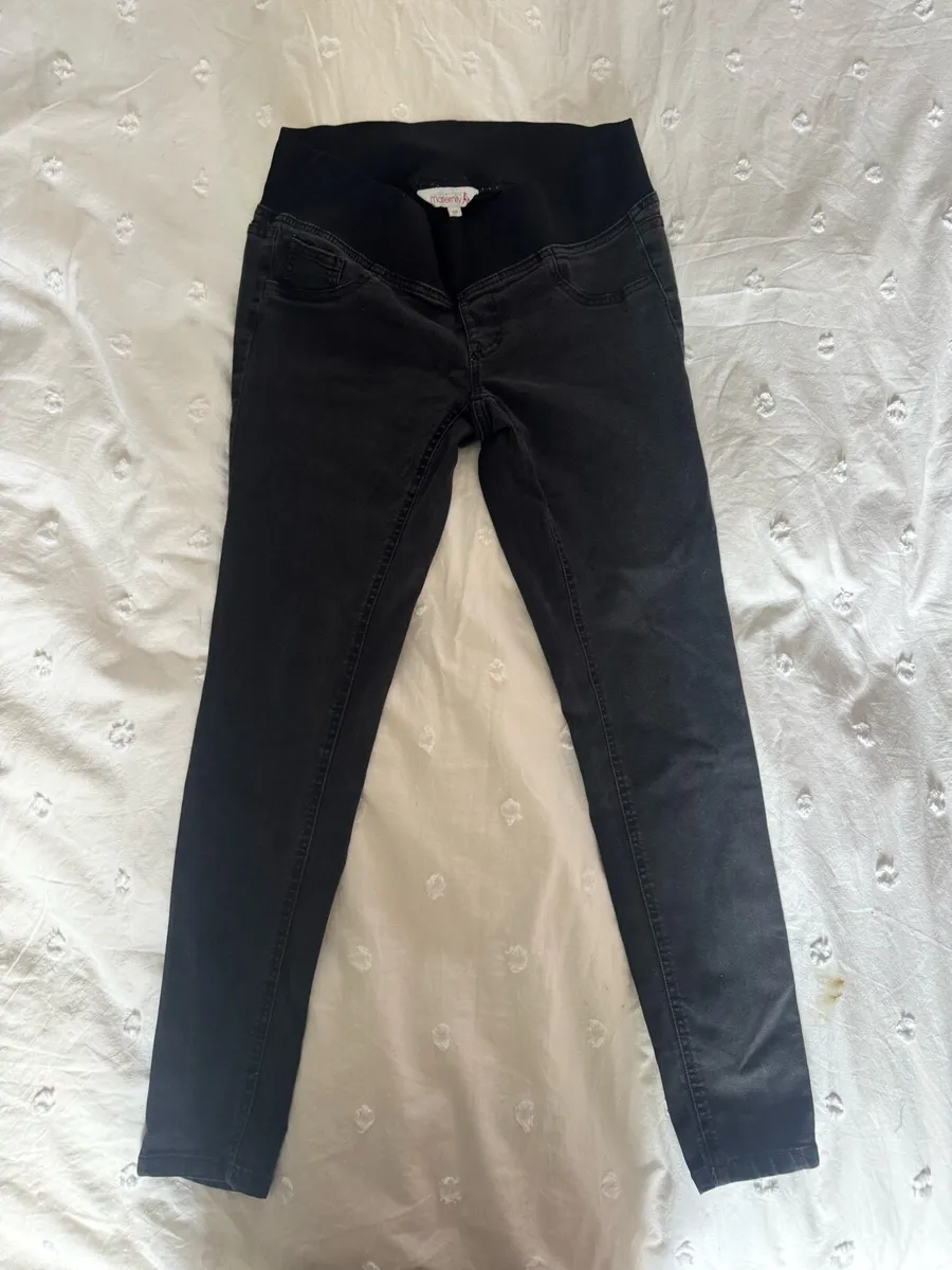 Maternity clothes bundles - Image 3
