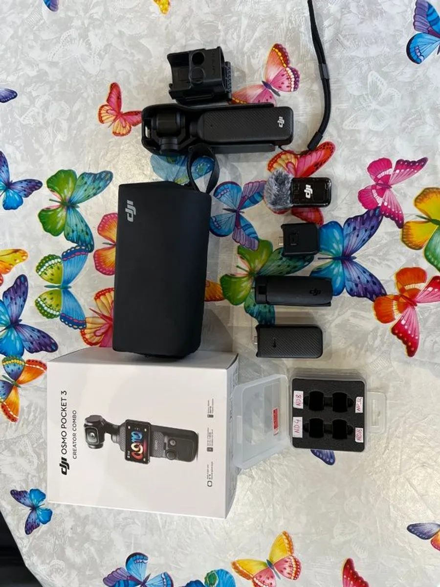 DJI Pocket 3 Creator Combo - Image 1