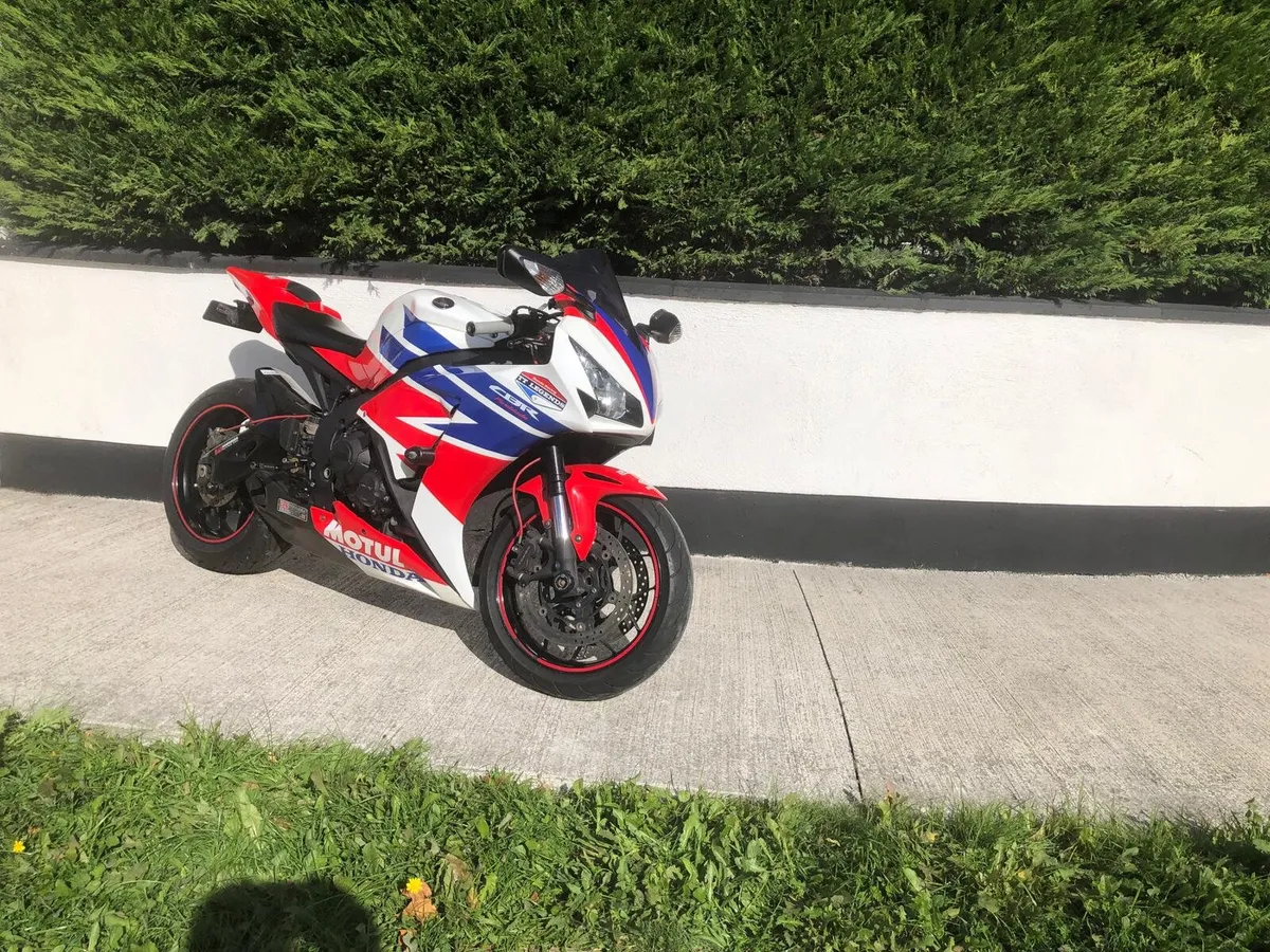 Honda fireblade - Image 2