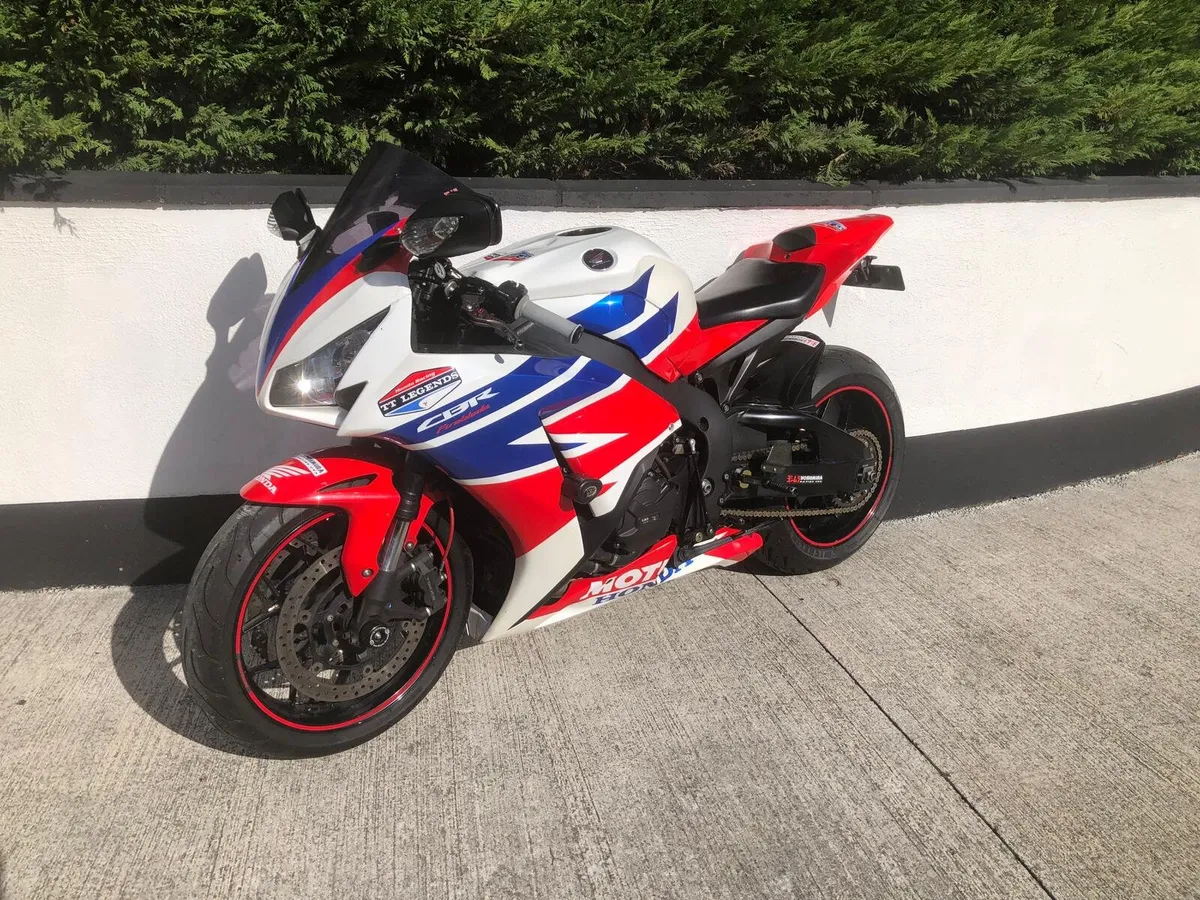 Honda fireblade - Image 4