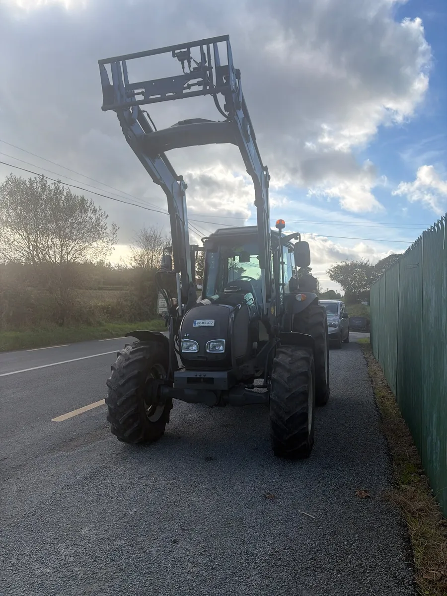 Valtra A93 - Image 1
