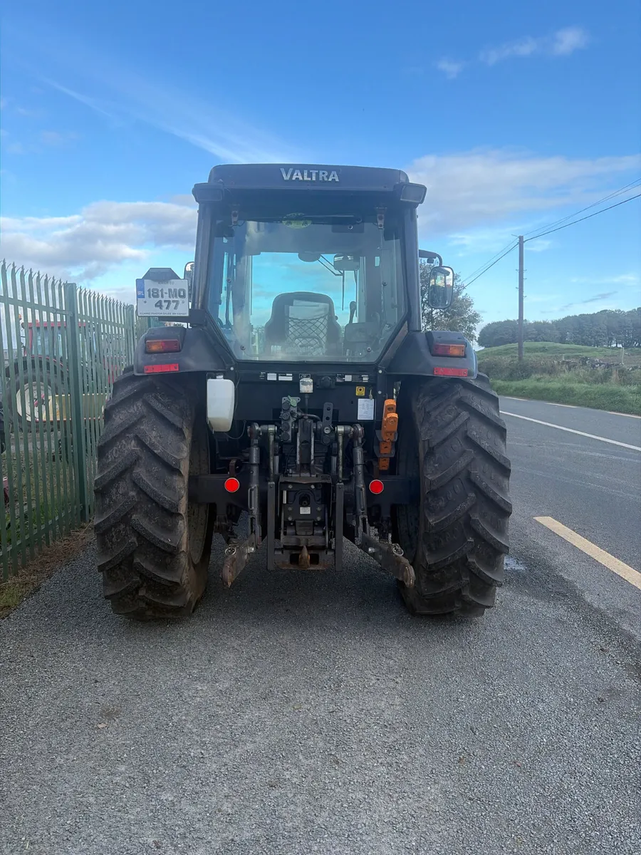 Valtra A93 - Image 3