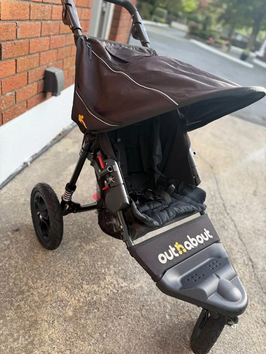 Out n About Nipper - Image 4