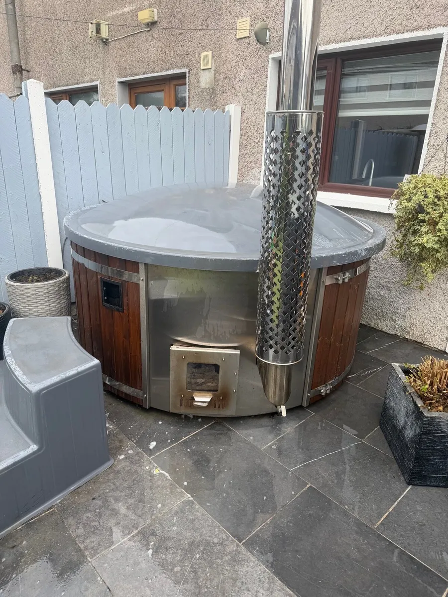 Wood fired hot tub - Image 2