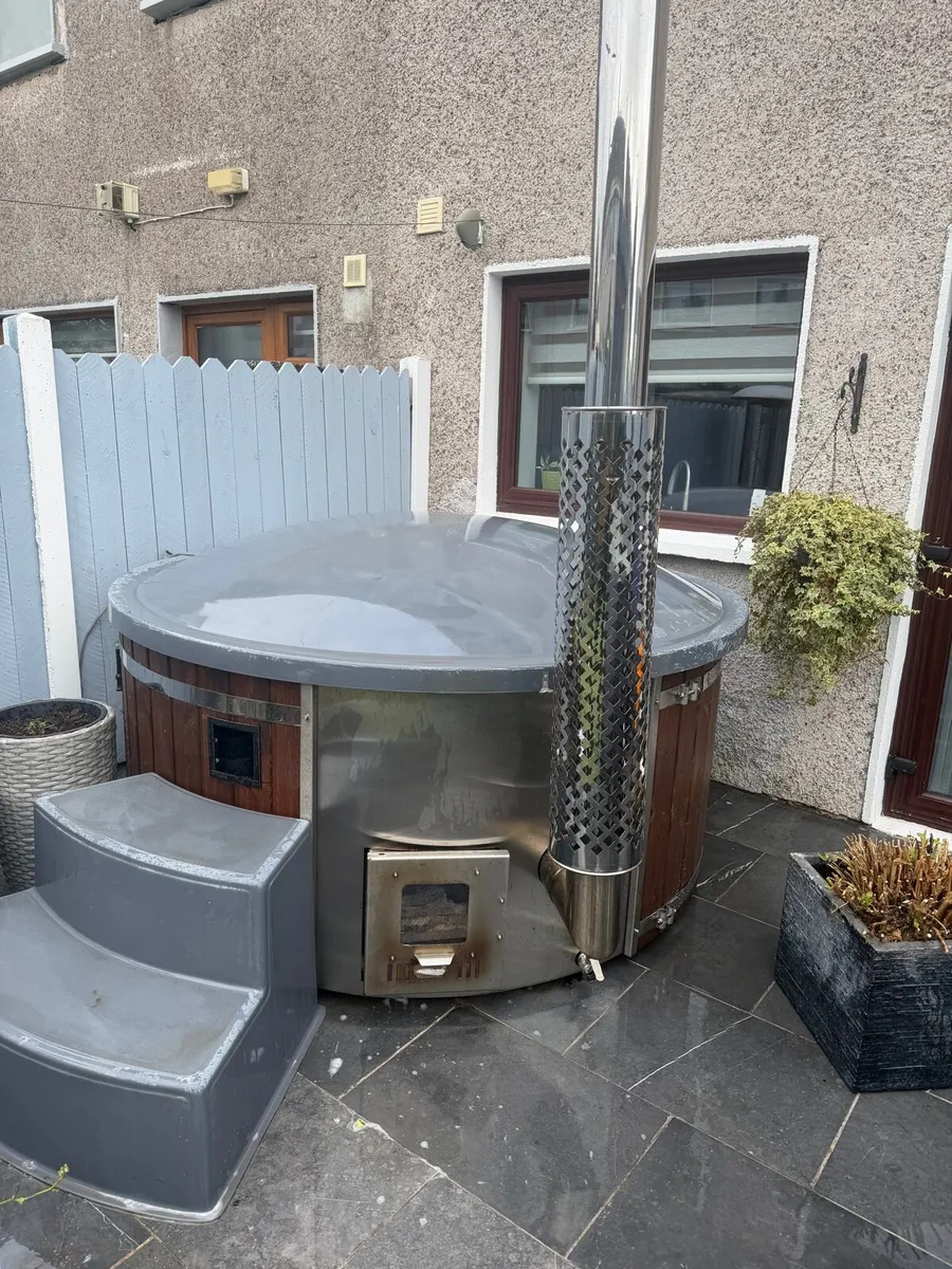 Wood fired hot tub - Image 3