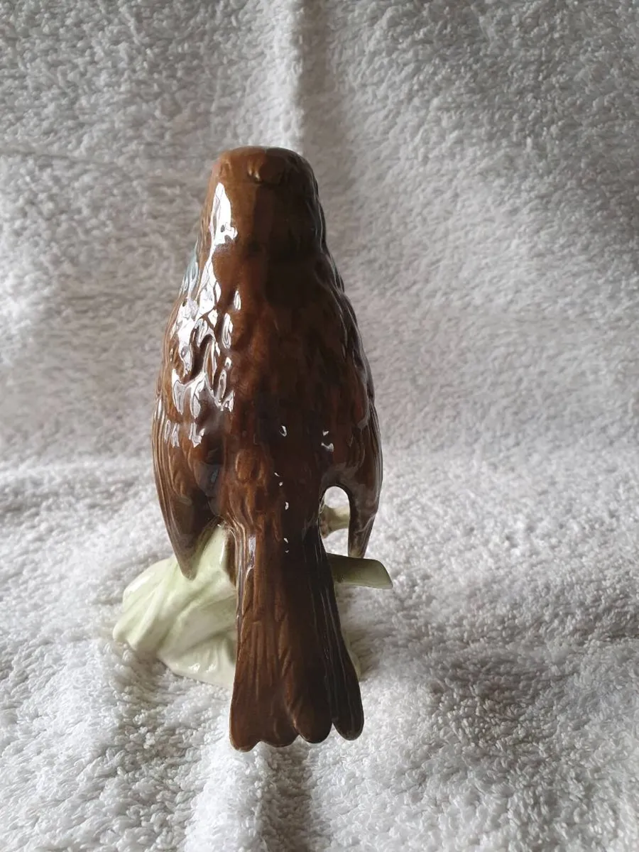 Vintage Goebel Porcelain Robin bird figurine - Image 3