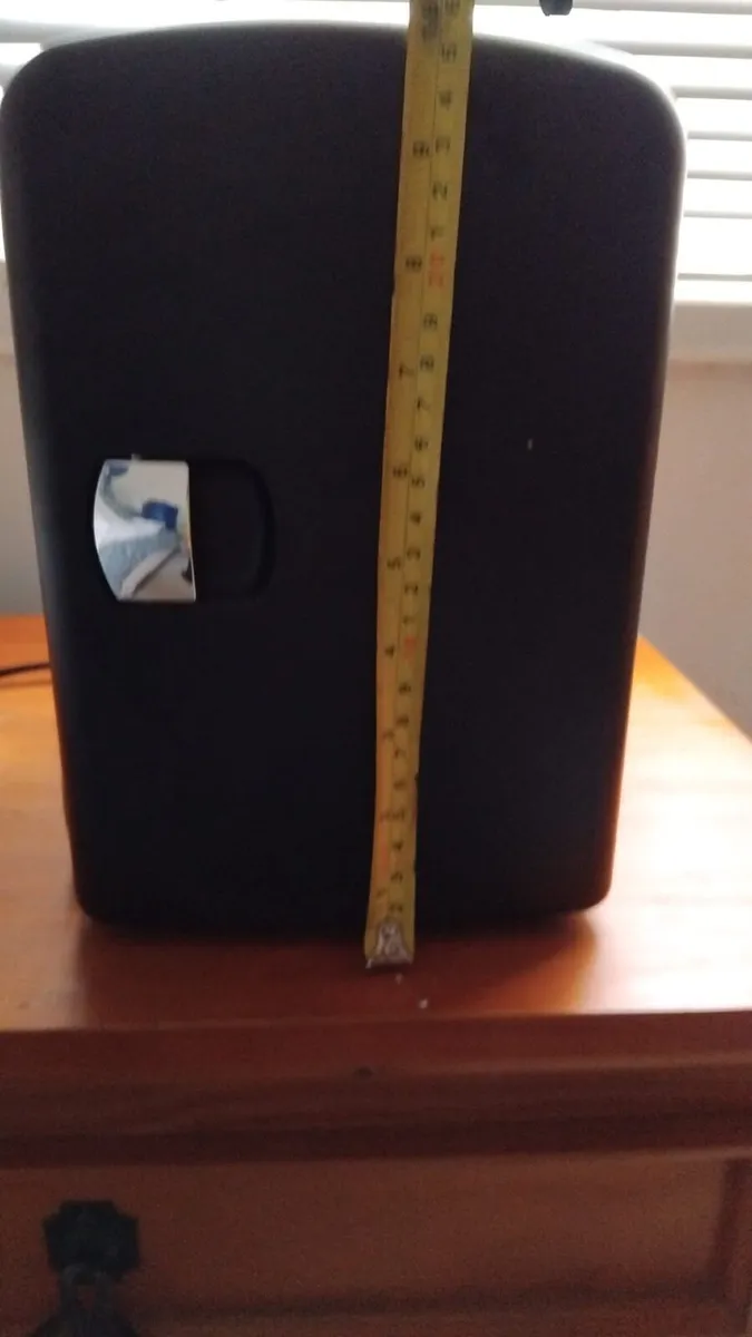 Mini Fridge - Image 3
