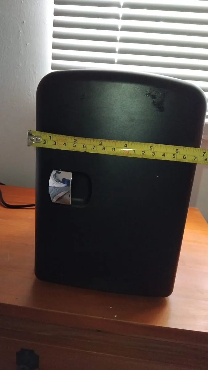 Mini Fridge - Image 4
