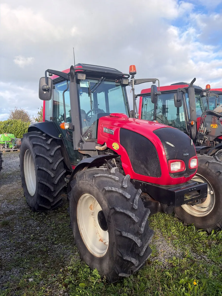 Valtra A95 - Image 2