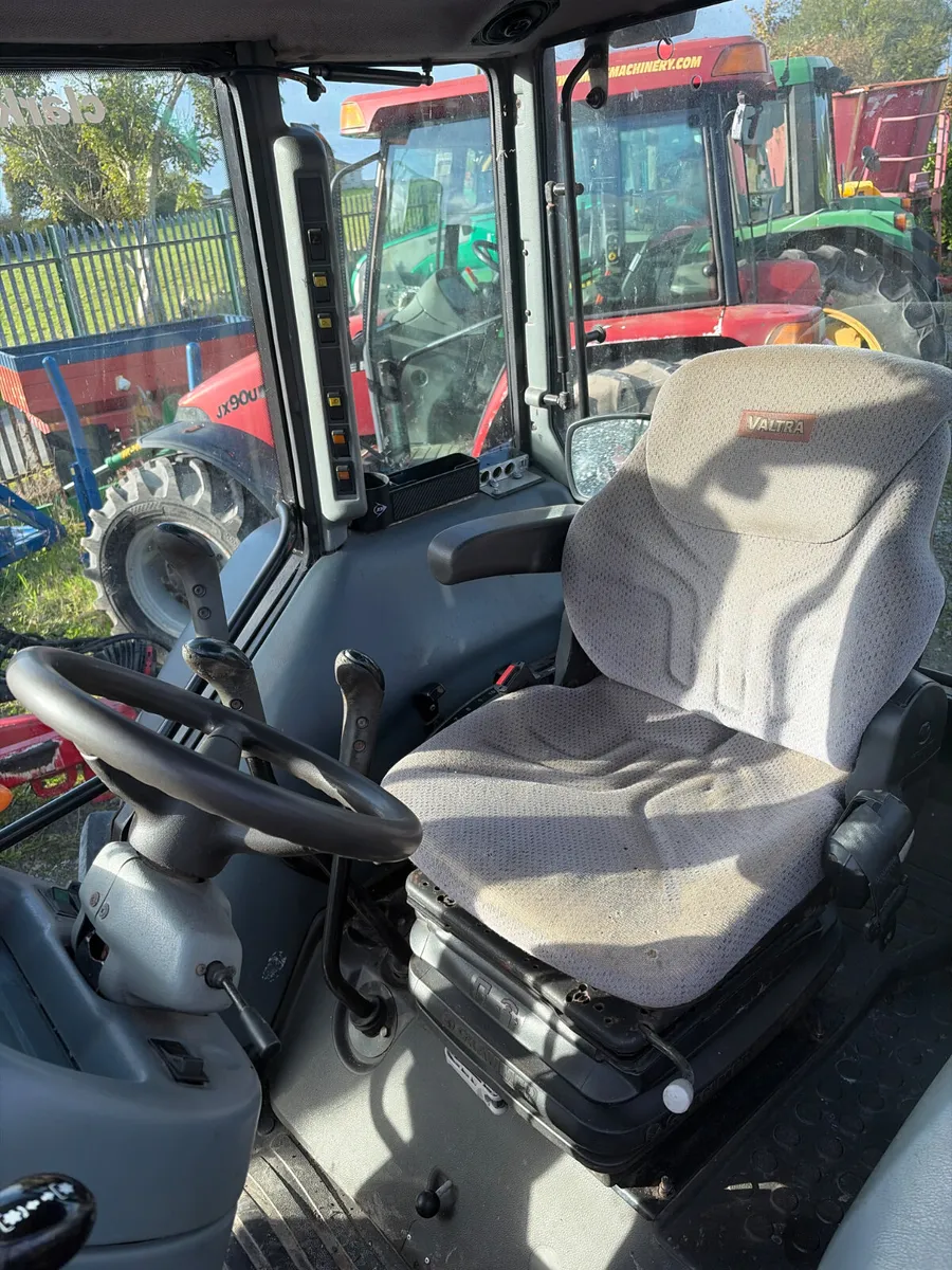 Valtra A95 - Image 4