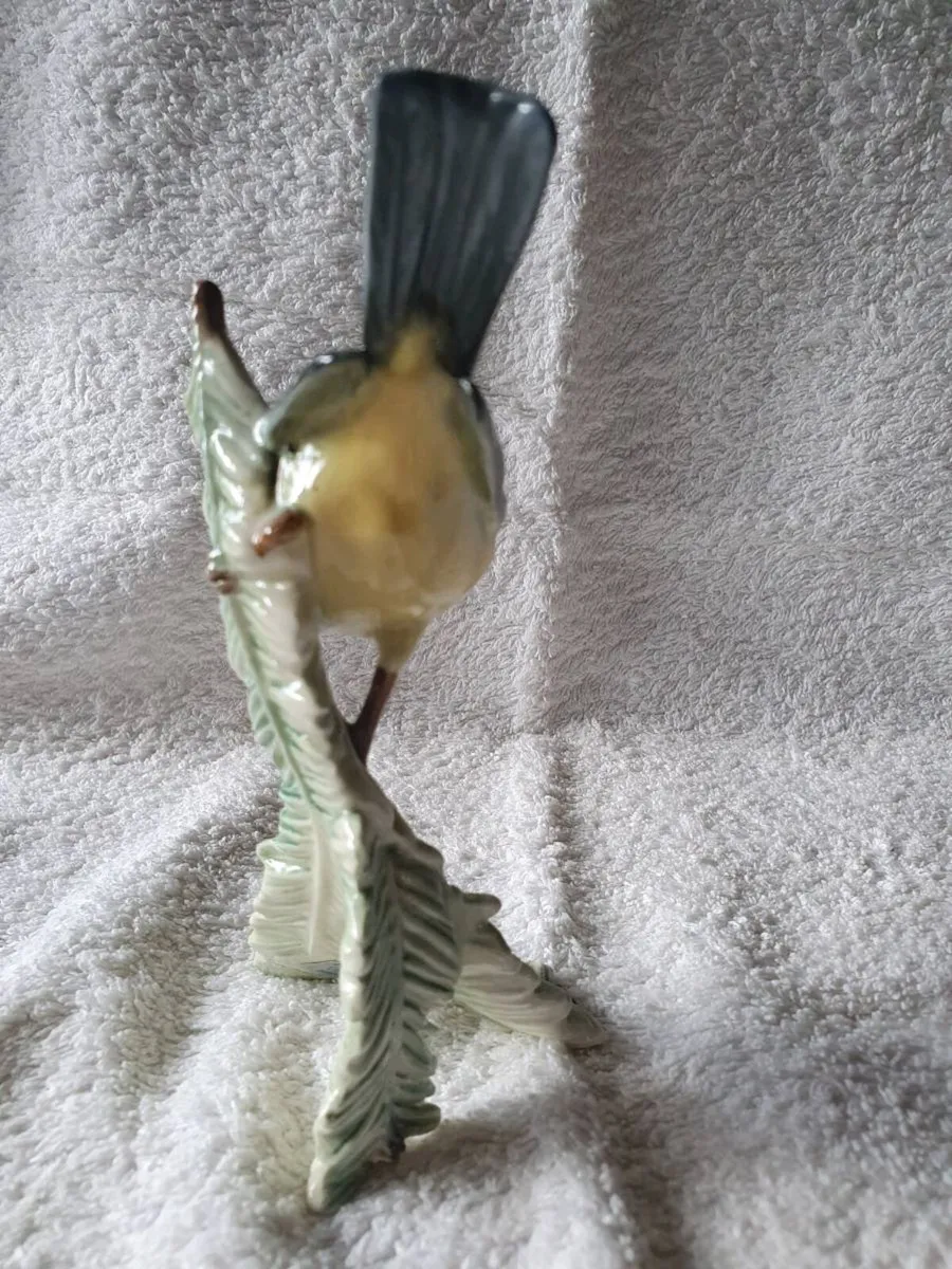Vintage Goebel Porcelain Blue Tit bird figurine - Image 2