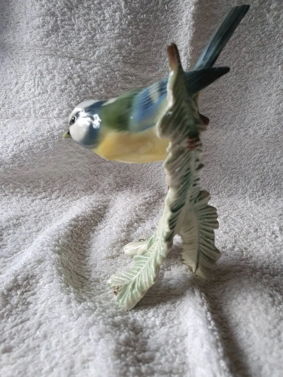Vintage Goebel Porcelain Blue Tit bird figurine - Image 3