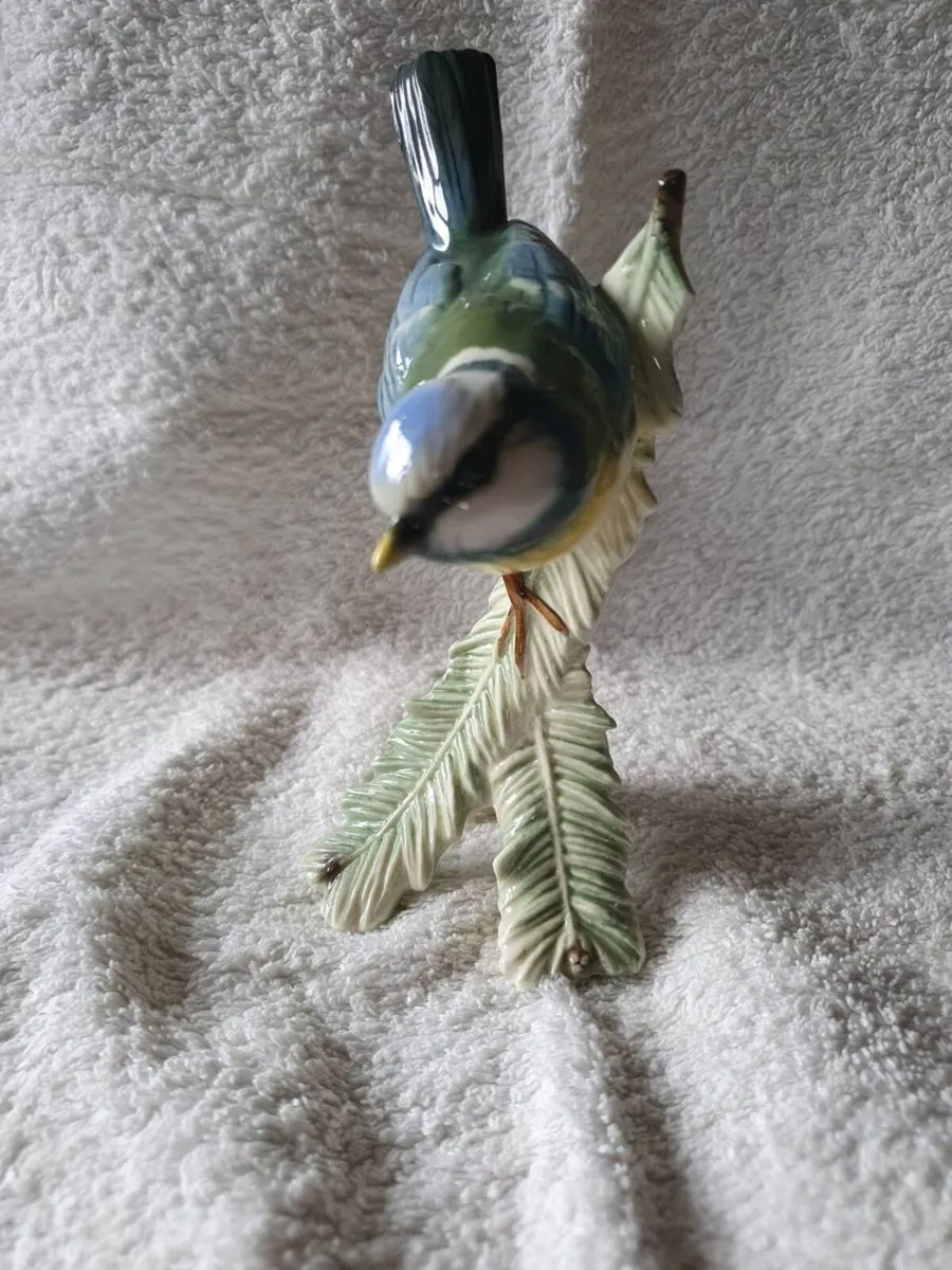 Vintage Goebel Porcelain Blue Tit bird figurine - Image 4