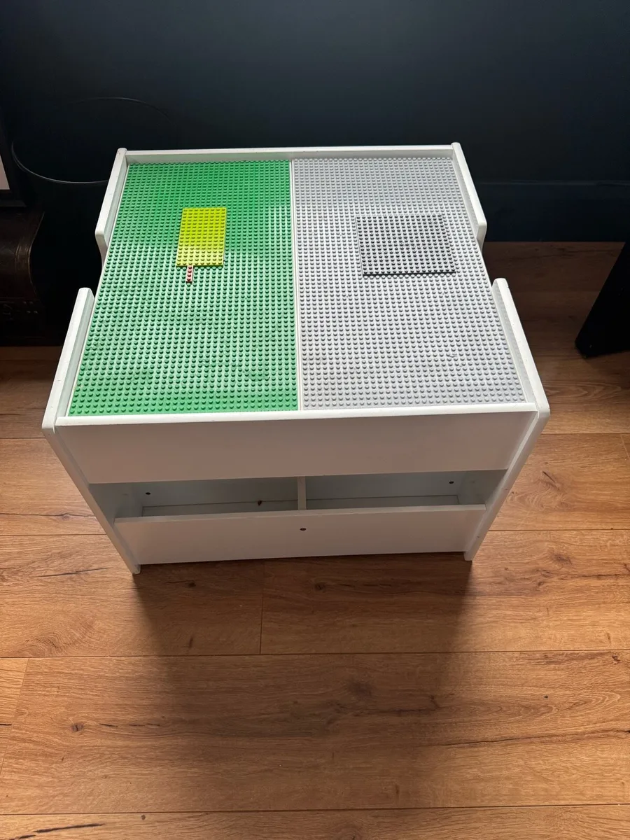 LEGO Table - Image 3