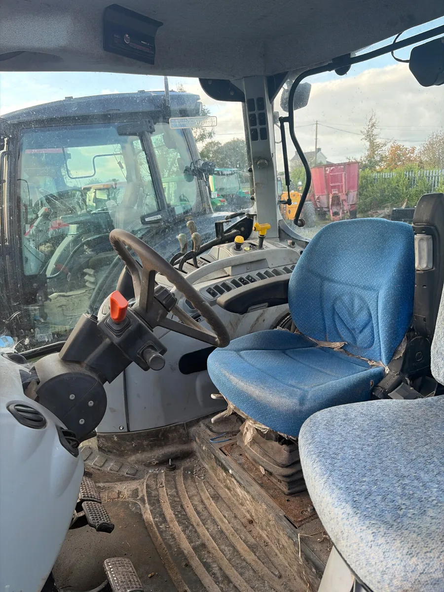 New Holland T6050 - Image 3