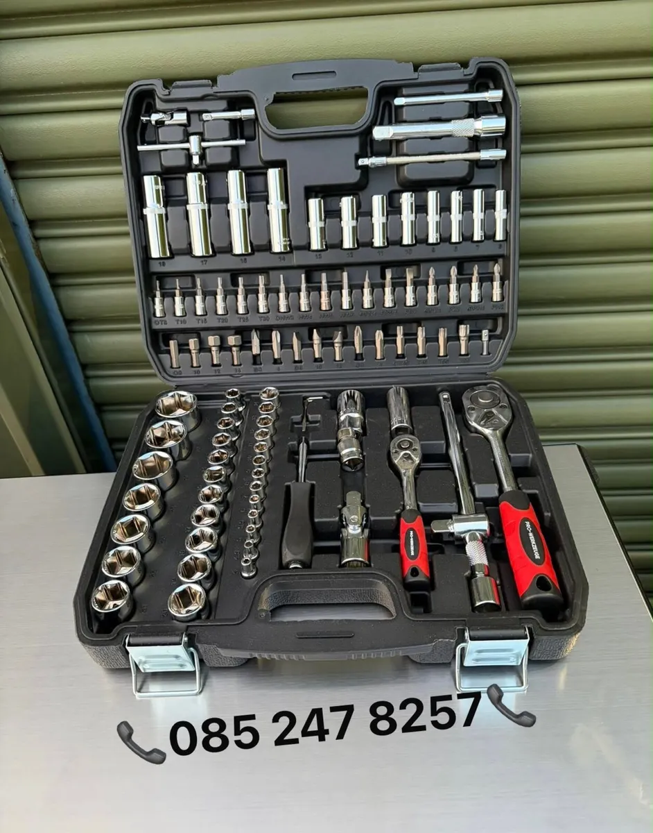 Brand New 100Pc 1/2” & 1/4” Socket Set - Image 1