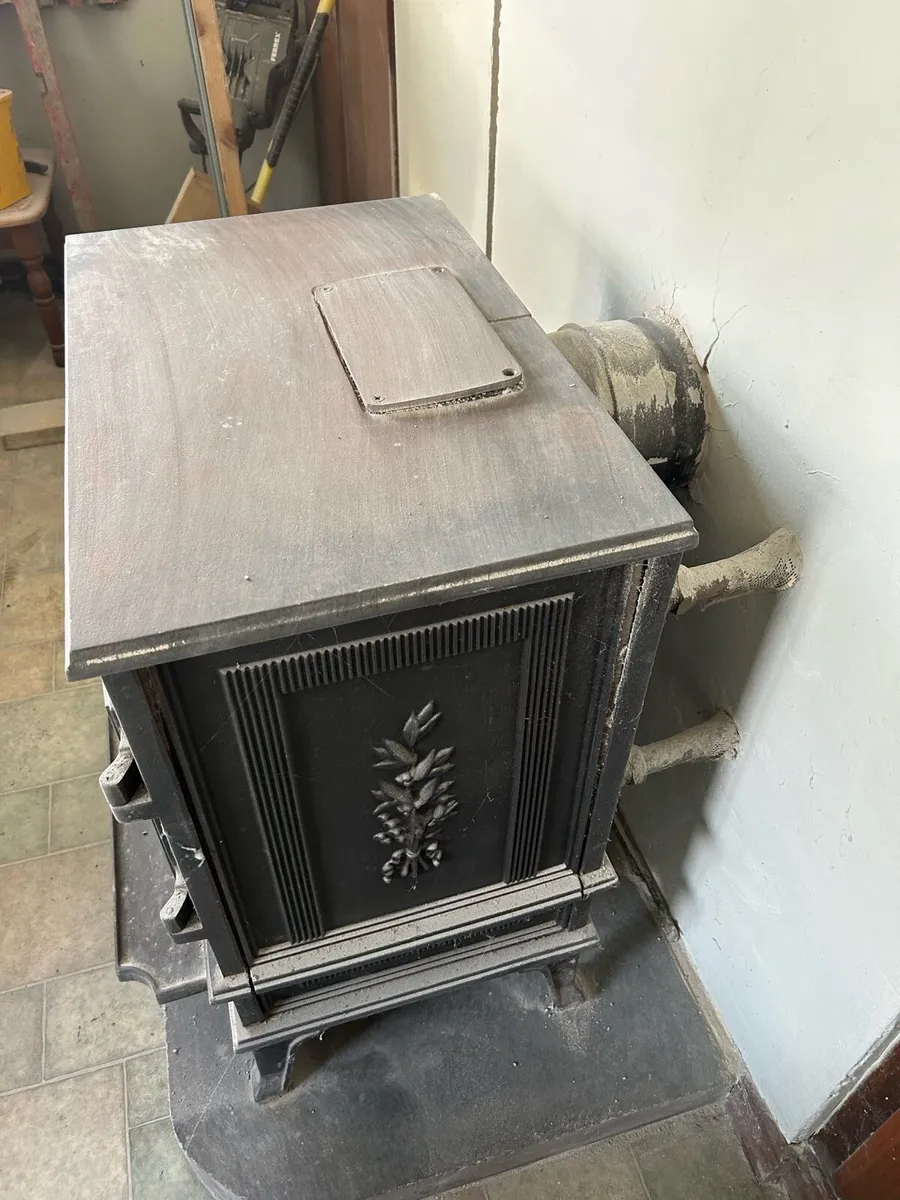 Stove- solid fuel - Image 3