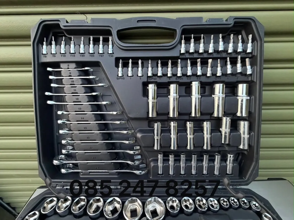 Brand New 231 Pc 1/2” 3/8” & 1/4” Socket Set - Image 3