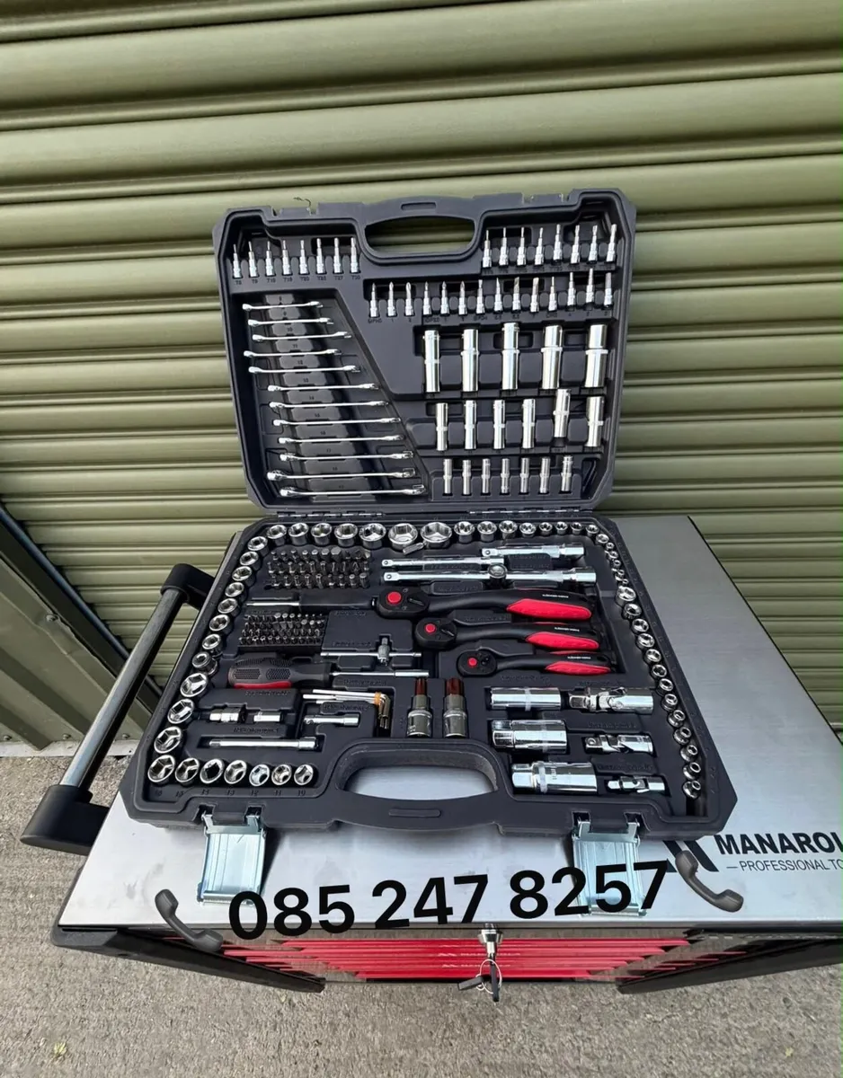 Brand New 231 Pc 1/2” 3/8” & 1/4” Socket Set - Image 1