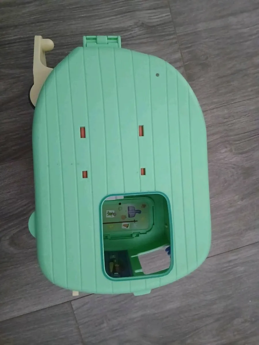 Toys - Image 4