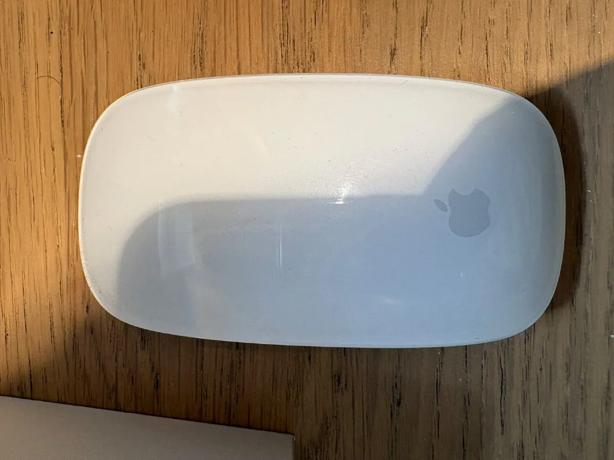 Apple Magic Mouse USB-C (A3204), White, Boxed - Image 3