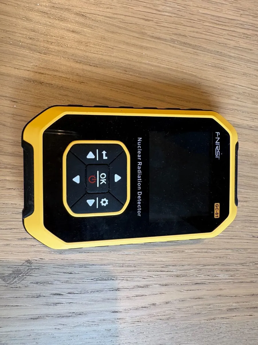 FNIRSI GC-01 Geiger Counter Radiation Detector - Image 3