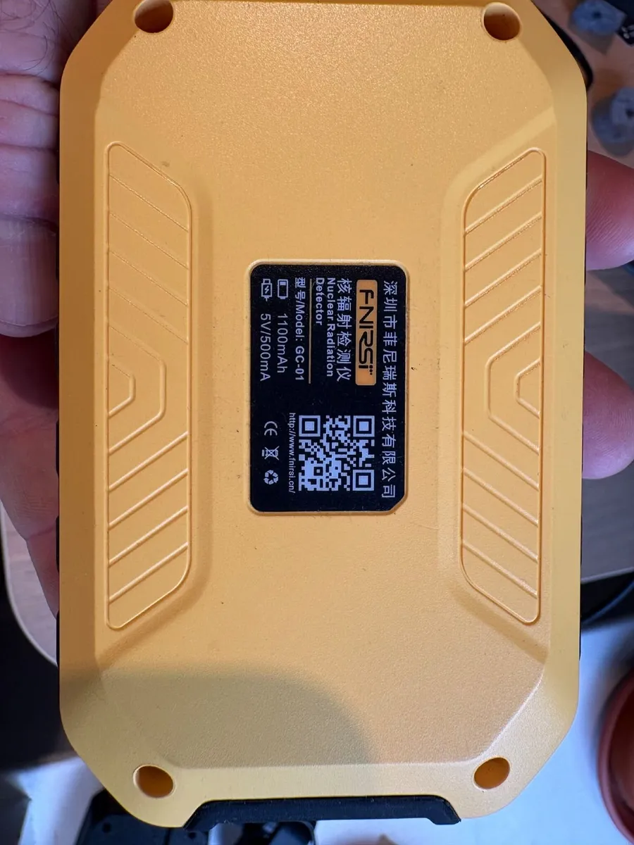 FNIRSI GC-01 Geiger Counter Radiation Detector - Image 4
