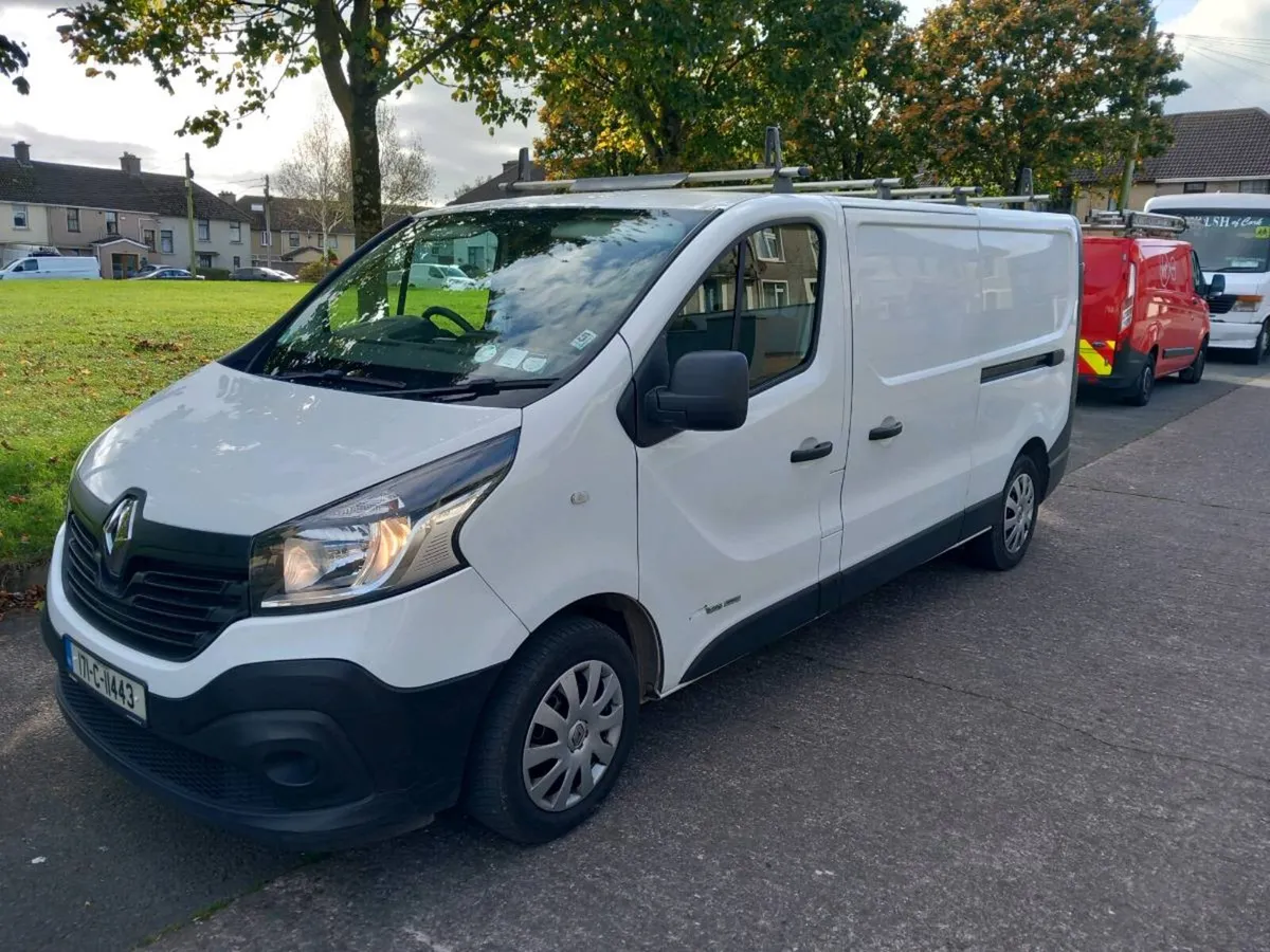 171 Renualt Traffic LWB  CVRT 06/27 Tax 04/27 - Image 2