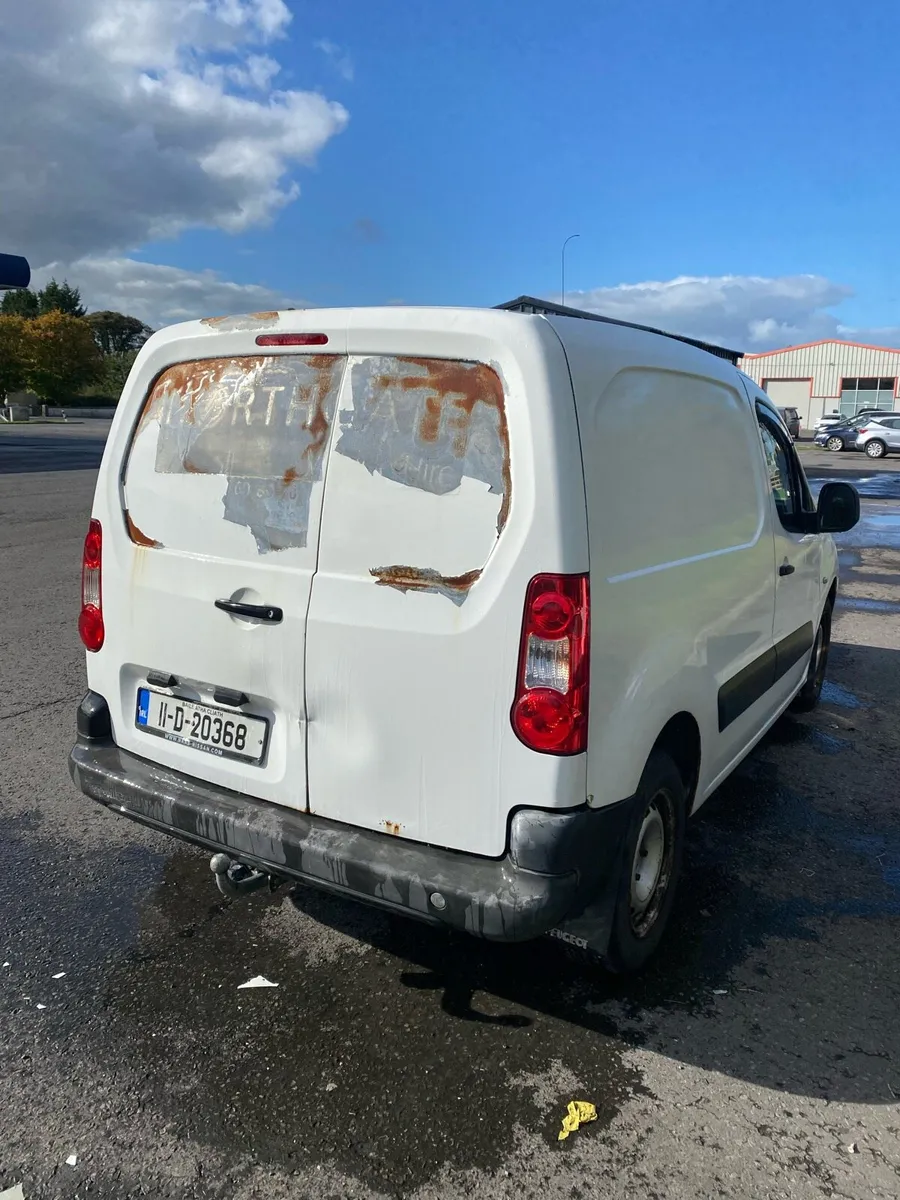 Peugeot Partner 2011 - Image 3