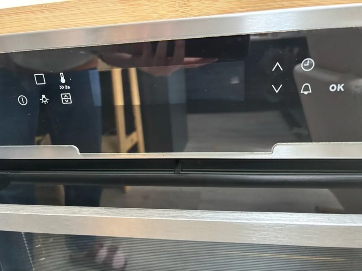 Electrolux Electric Built-in Double Oven - Image 4