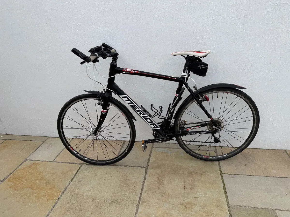 Gents Merida Crossway (56cm) + Accessories option. - Image 4