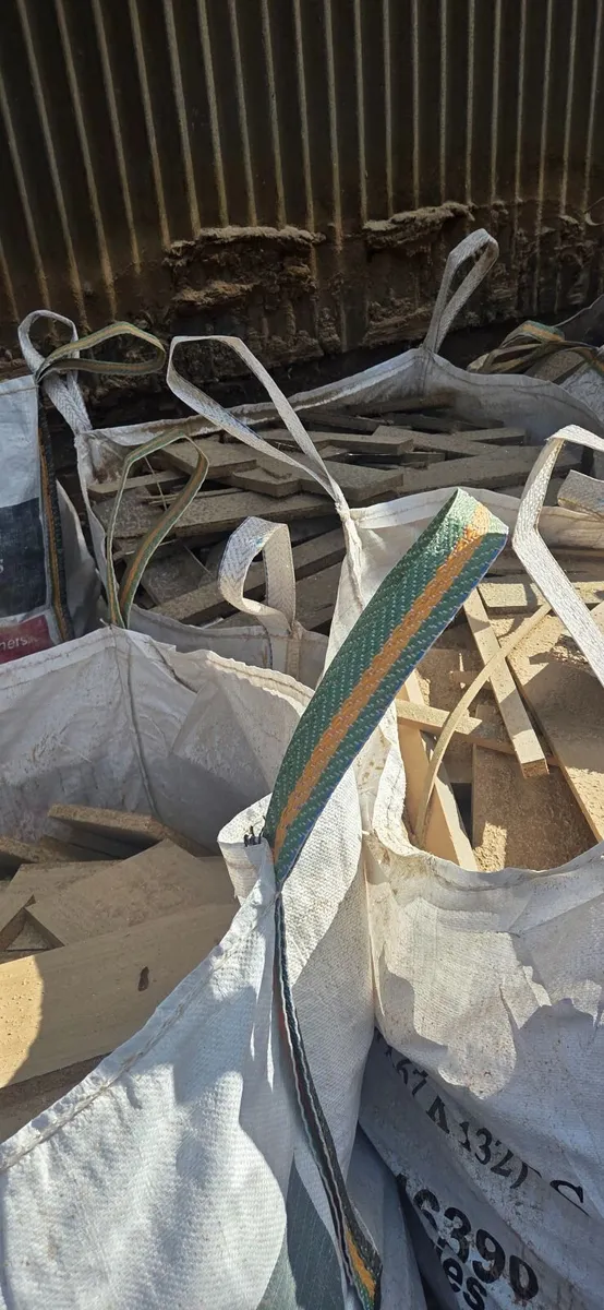 Timber off cuts - Image 3
