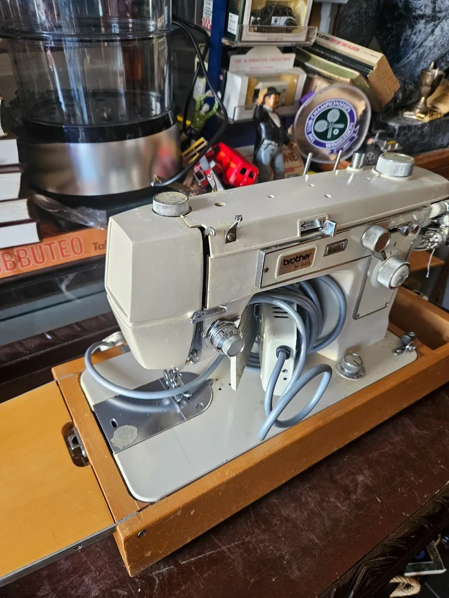 Vintage Brother Sewing Machine - Image 4