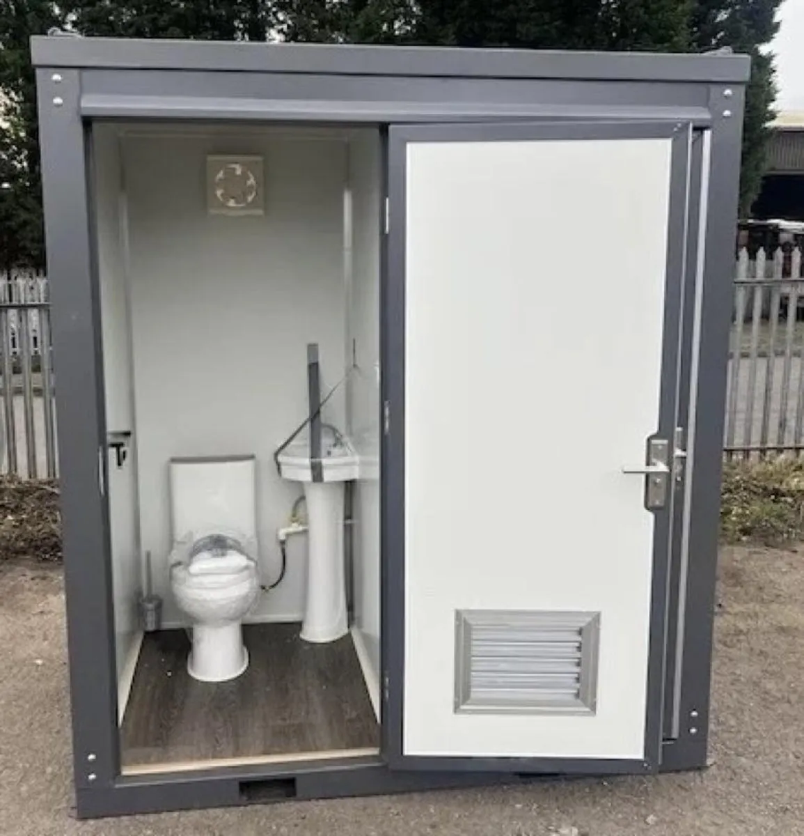 New 2026 Toilet & Shower Block **Online Auction** - Image 3