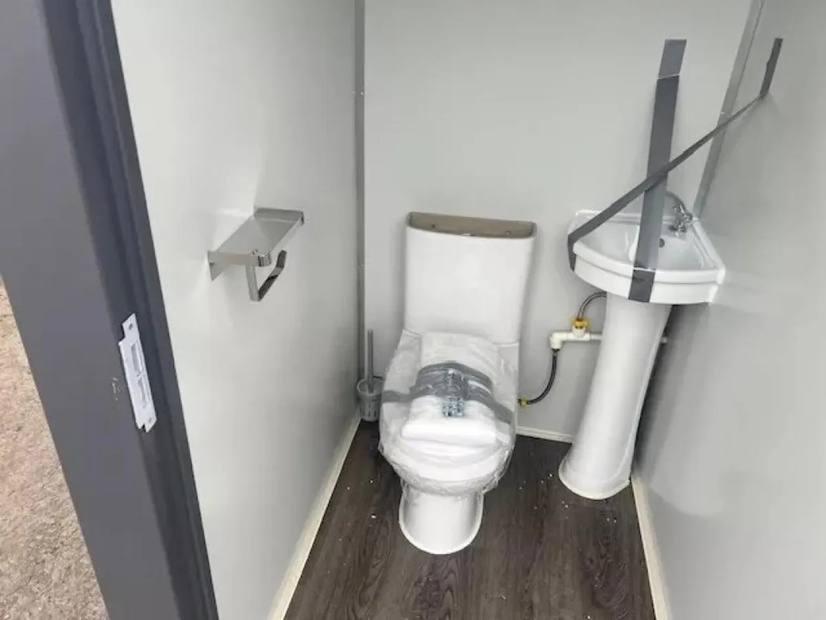 New 2026 Toilet & Shower Block **Online Auction** - Image 4