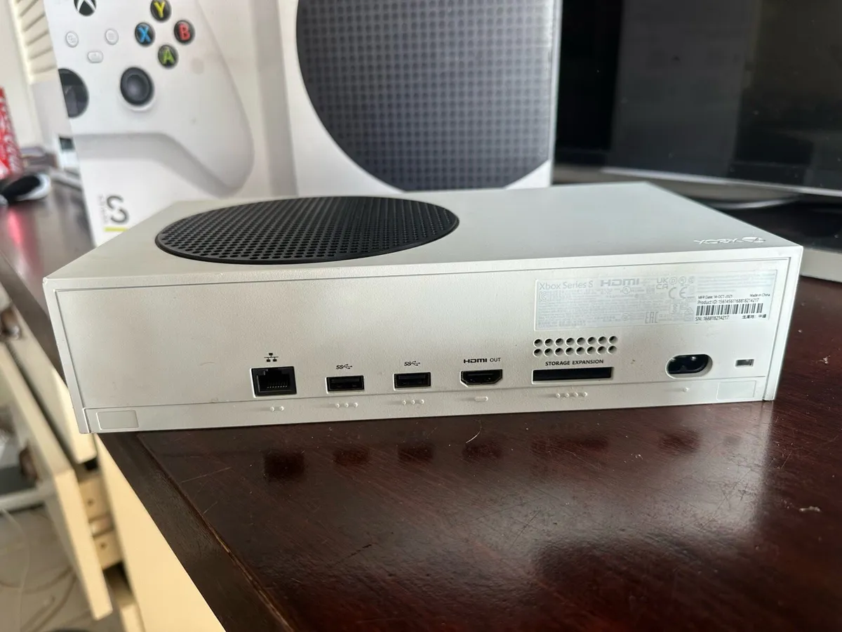 Xbox Series S - Image 4